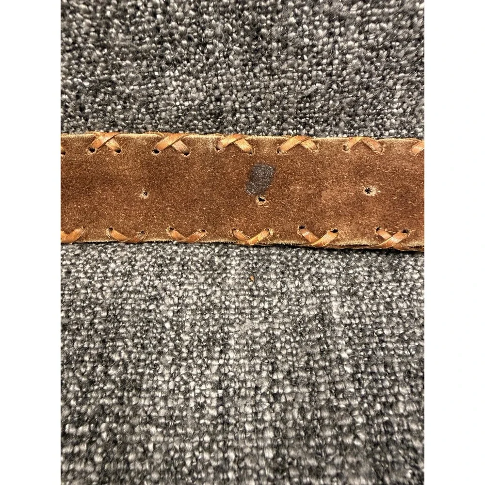 Vintage 1970s Handmade Mexico Tooled Leather Boho Western Belt